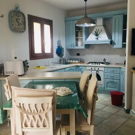 Splendido Con Giardino A Santa Teresa Holiday home
